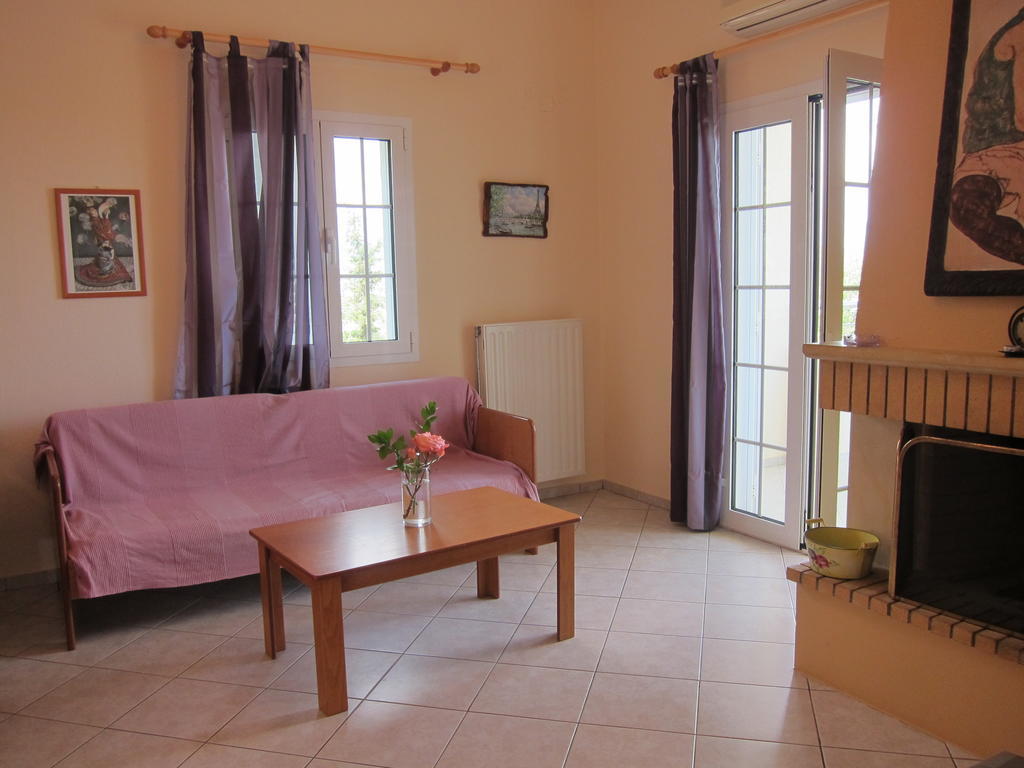 Stelios Apartments Istron Quarto foto